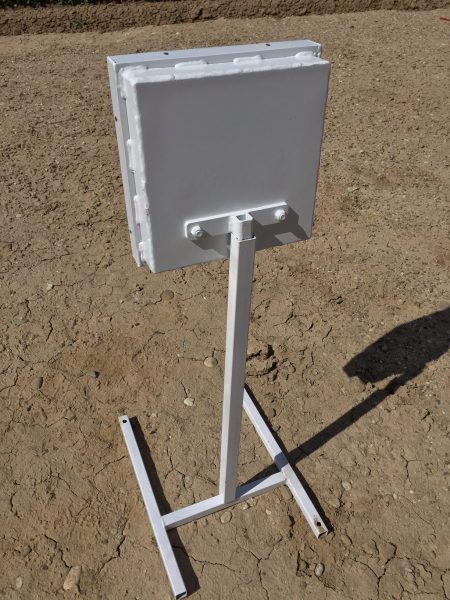 Back of MGM Mini Trap
